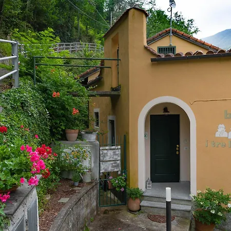 Couette-café I Tre Ladroni 4*
