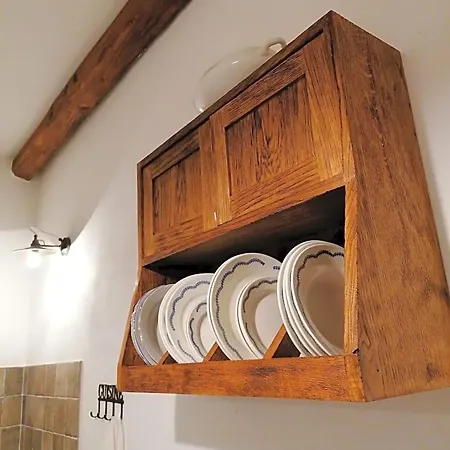Bed and Breakfast I Tre Ladroni Nasino