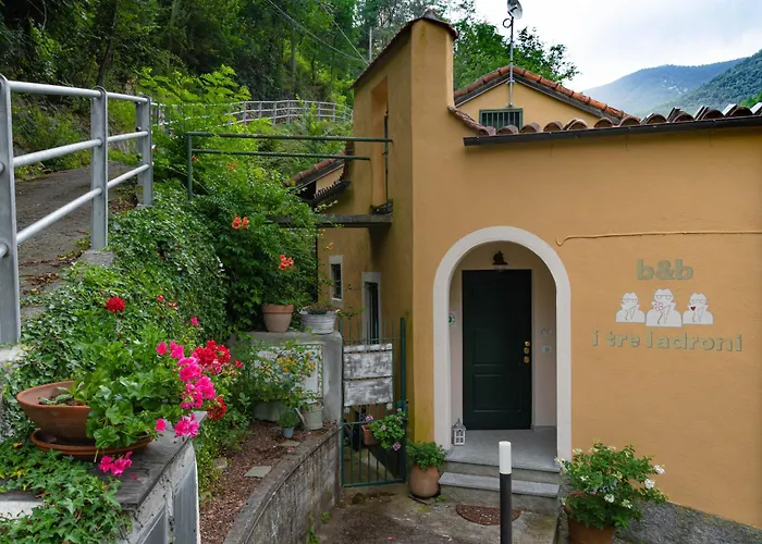 Bed & Breakfast I Tre Ladroni 4*